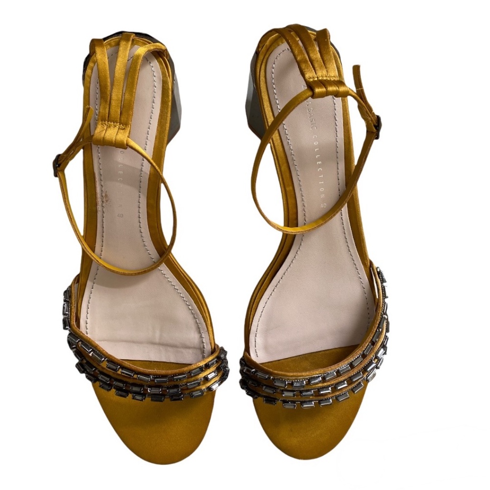 Zara Geometric Mid Heal with Rhinestones | Size: 40